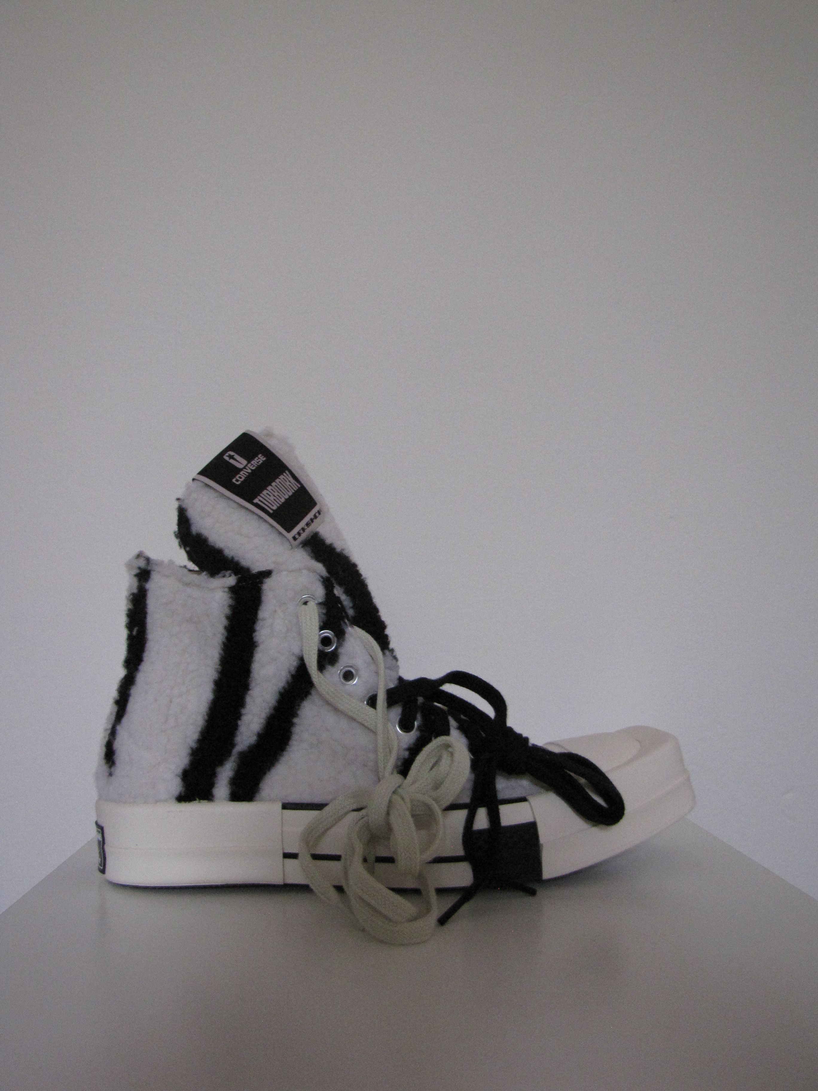 Converse × Rick Owens Drkshdw Converse x Rick Owens DRKSHDW Size US 7.5 / EU 40-41 - 2 Thumbnail