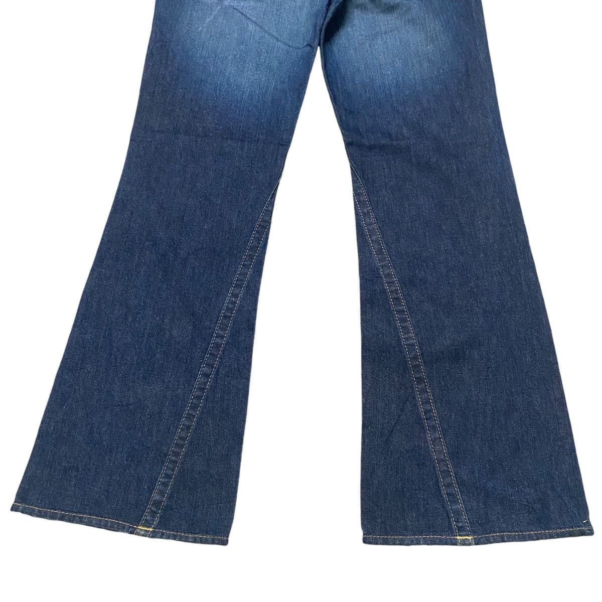True Religion Vintage True Religion Denim Flare Jeans Leather Flap Size US 31 - 13 Thumbnail