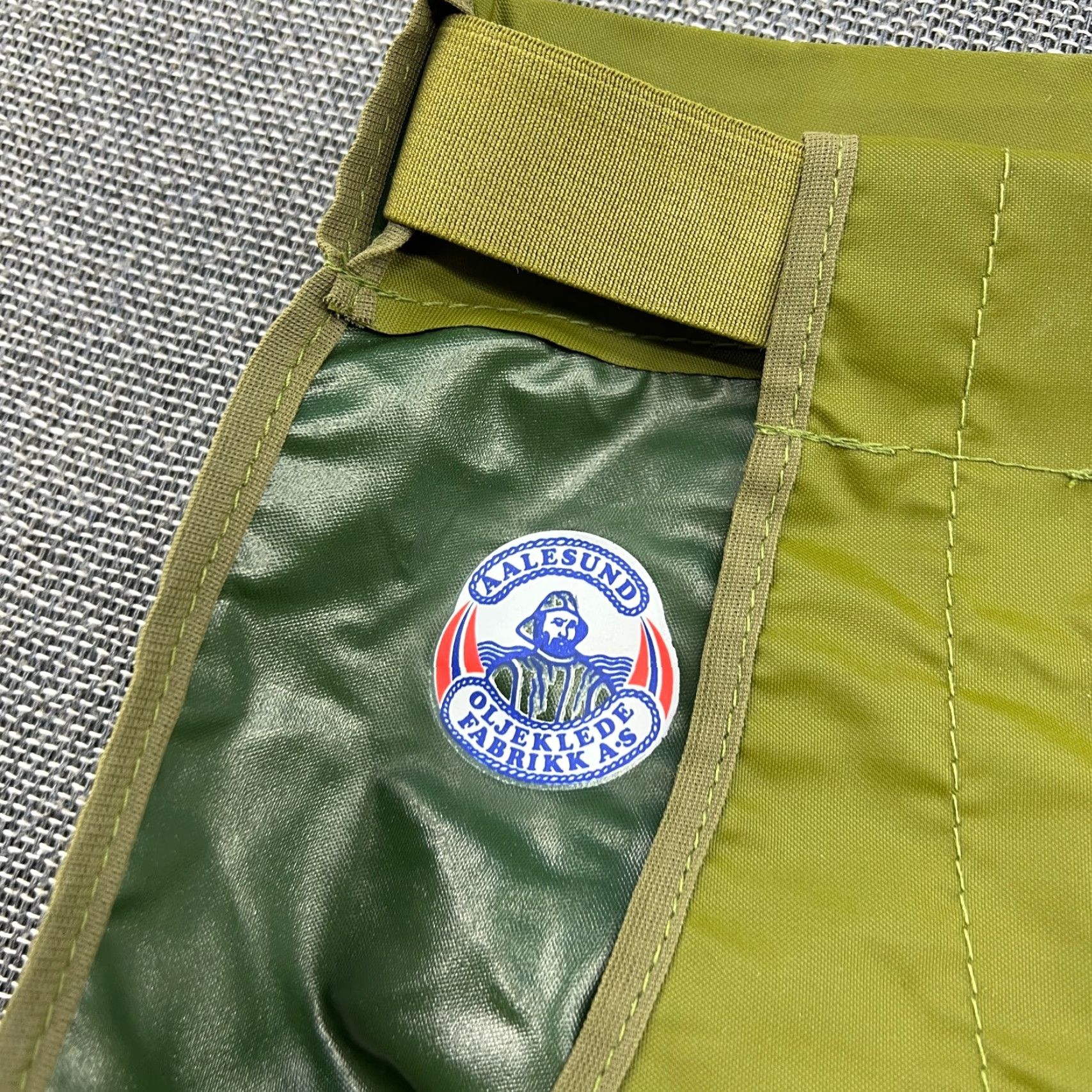 Rains Aalesund Oljeklede Mens Waterproof Rain Pants M Green Outdoor Army Pants Mens Rain Pants Mens Green Military Weatherproof Wateproof Size US 31 - 5 Thumbnail