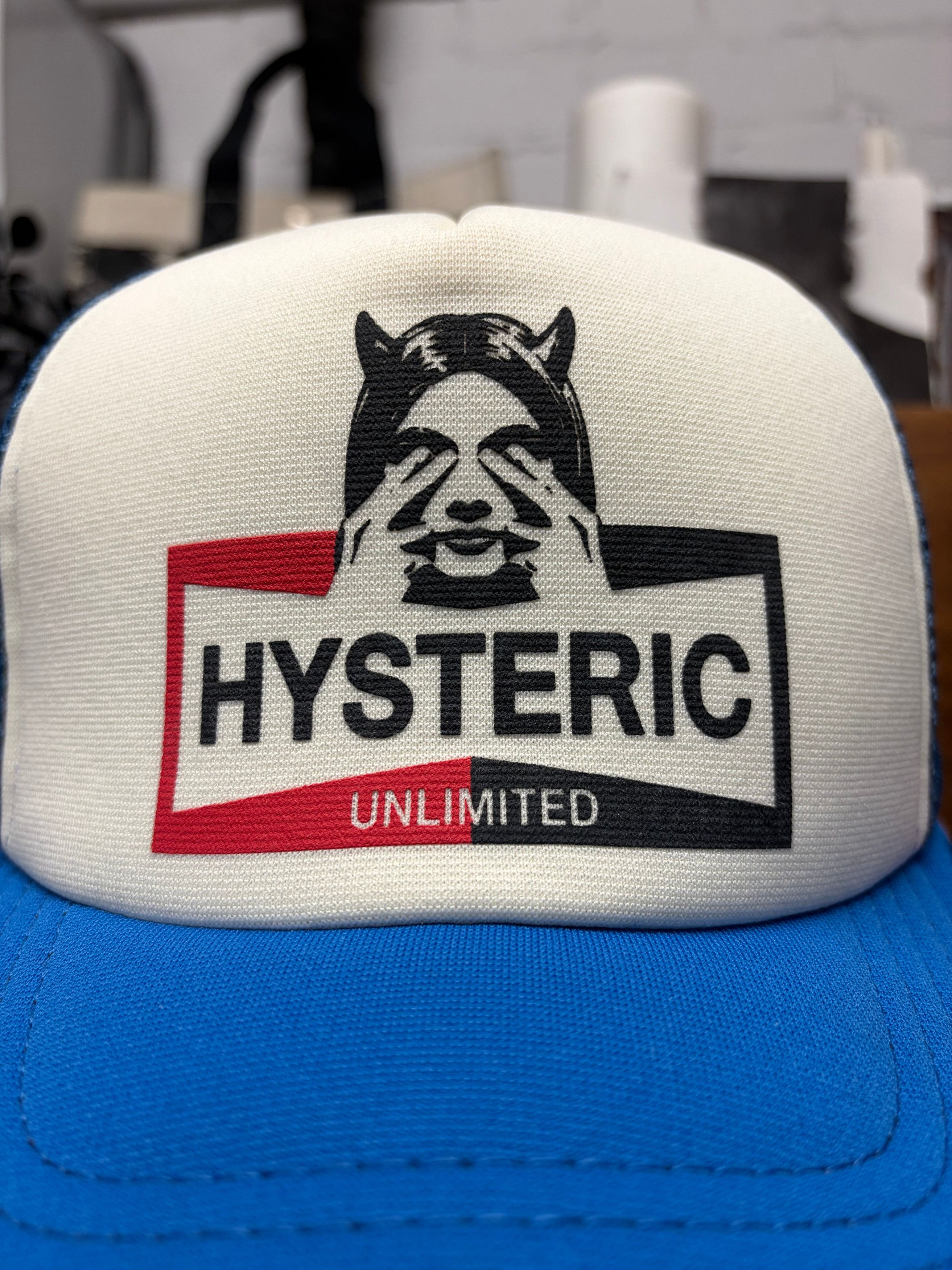 Hysteric Glamour Hysteric Glamour ‘See No Evil’ Blue/White Trucker Hat Size ONE SIZE - 2 Thumbnail