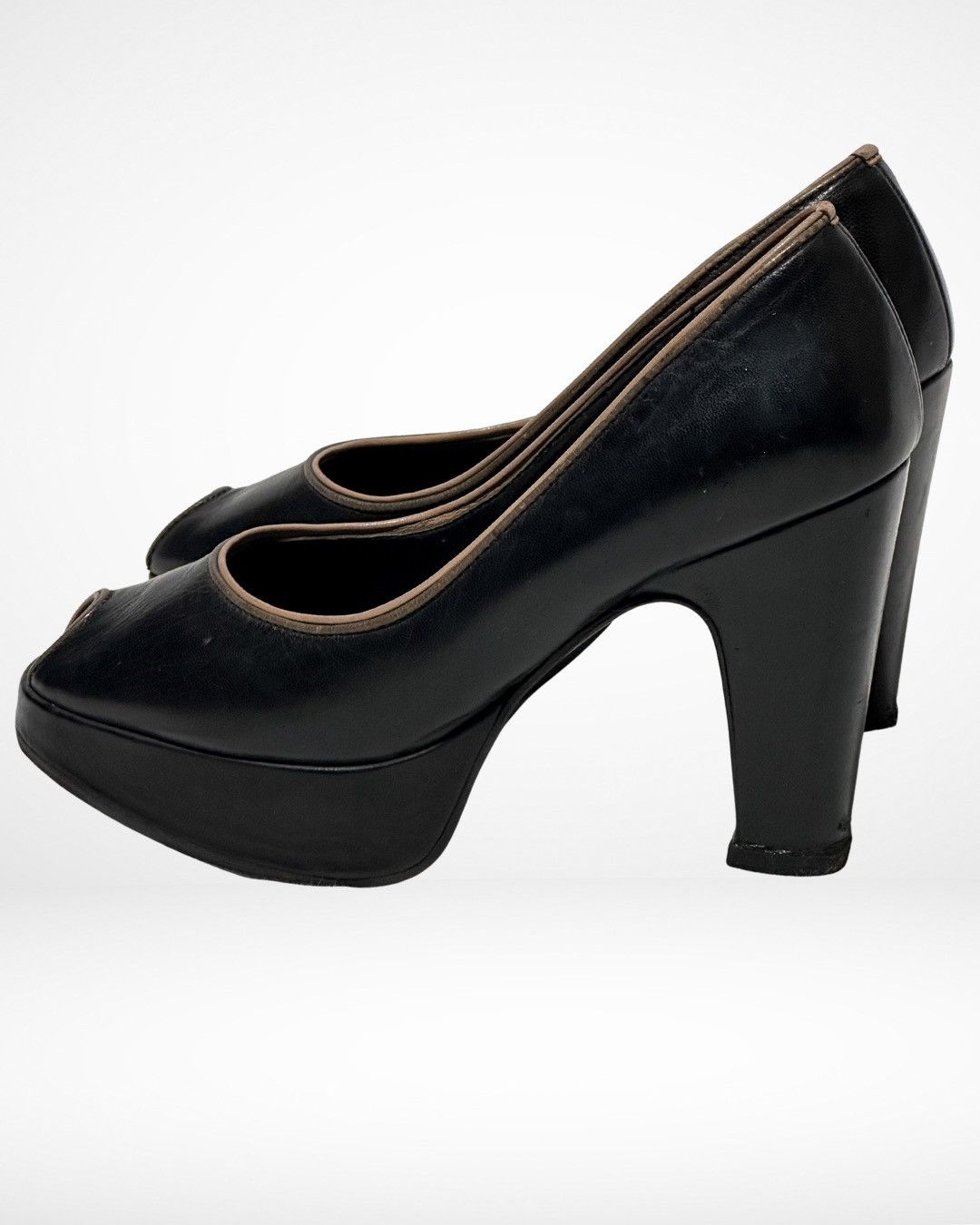 Miu Miu SS03 Peep Toe Horse Hoof Pumps Size US 5 / IT 35 - 7 Thumbnail