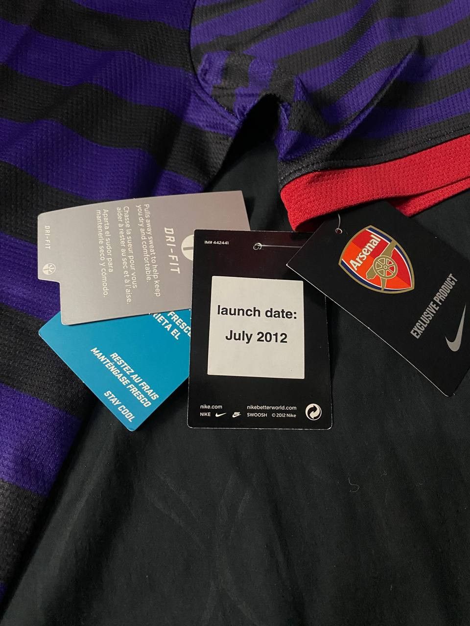 Nike Arsenal away 2012 BNWT Size US L / EU 52-54 / 3 - 4 Thumbnail