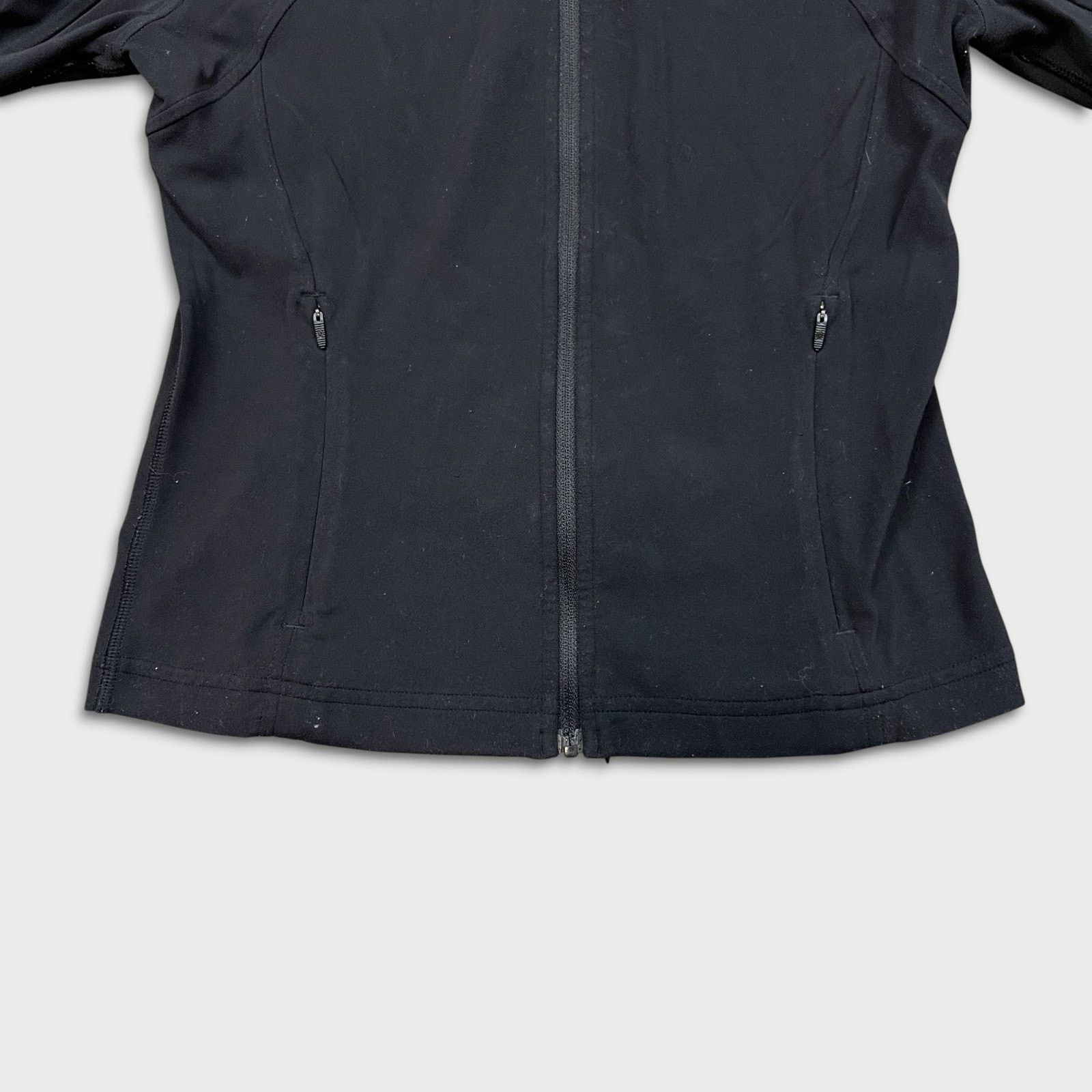 Lululemon Lululemon Nulu Cropped Define Jacket Yoga Pilates Tracksuit Size M / US 6-8 / IT 42-44 - 3 Thumbnail