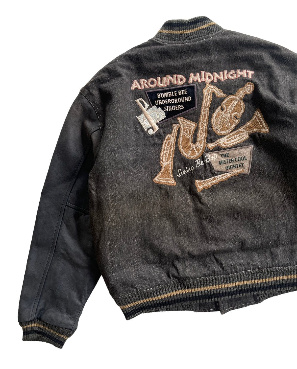 Japanese Brand Vintage Arolind Midnight Varsity Jacket Size US XL / EU 56 / 4 - 5 Thumbnail