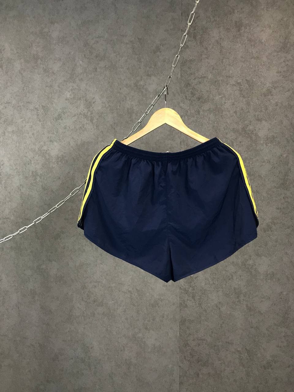 Adidas Adidas sportswear shorts Size US 34 / EU 50 - 6 Thumbnail