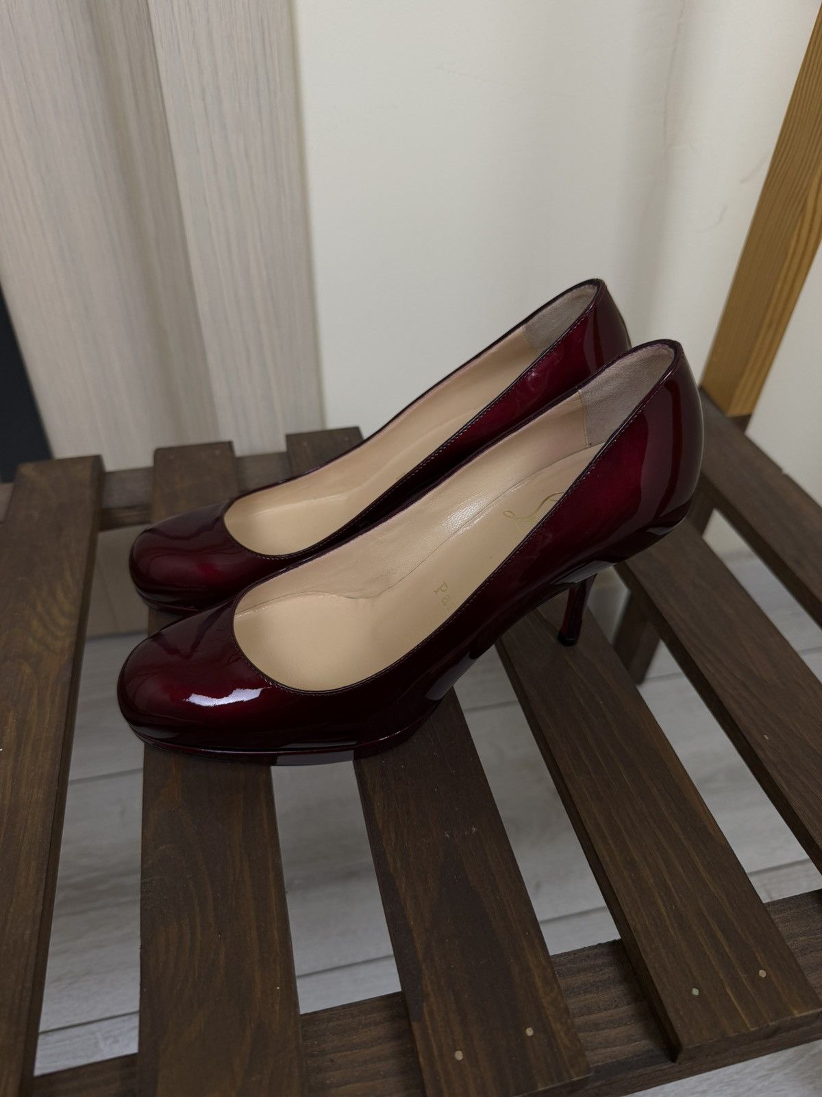 Christian Louboutin Christian Louboutin New Simple Pump Heels Rouge Red Patent Size US 5 / IT 35 - 2 Thumbnail