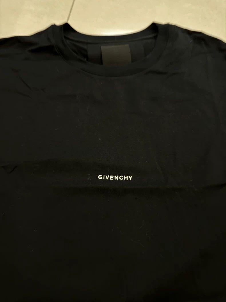 Givenchy Givenchy Back G Logo Embroidered Short Sleeve 2506-Nextarro Size US L / EU 52-54 / 3 - 3 Thumbnail