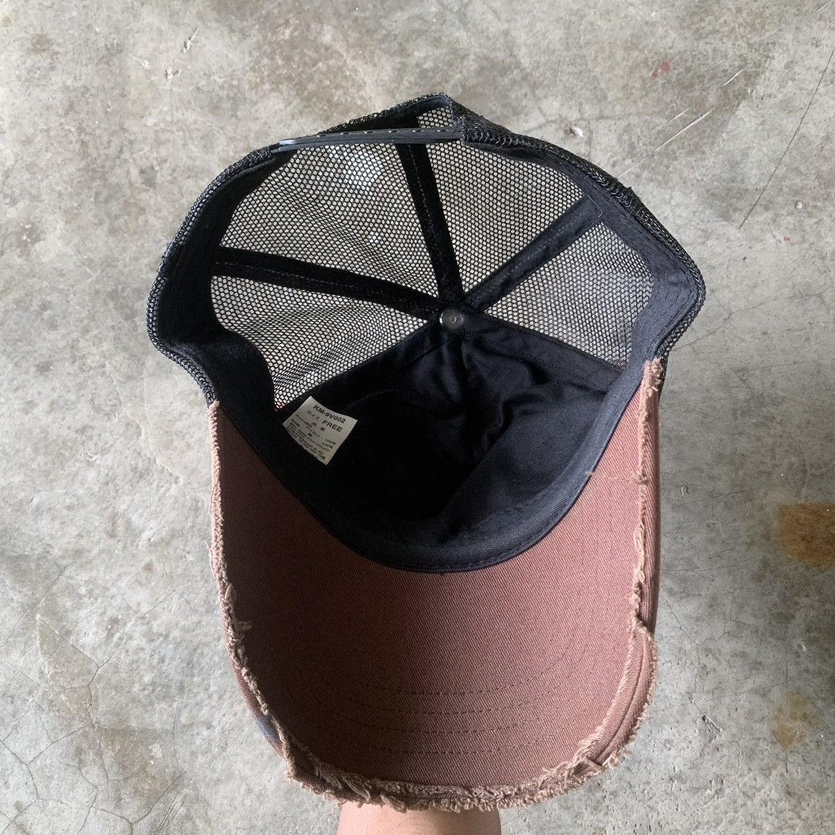 Japanese Brand Kissmark 2000’s Patches Trucker Cap Size ONE SIZE - 6 Thumbnail