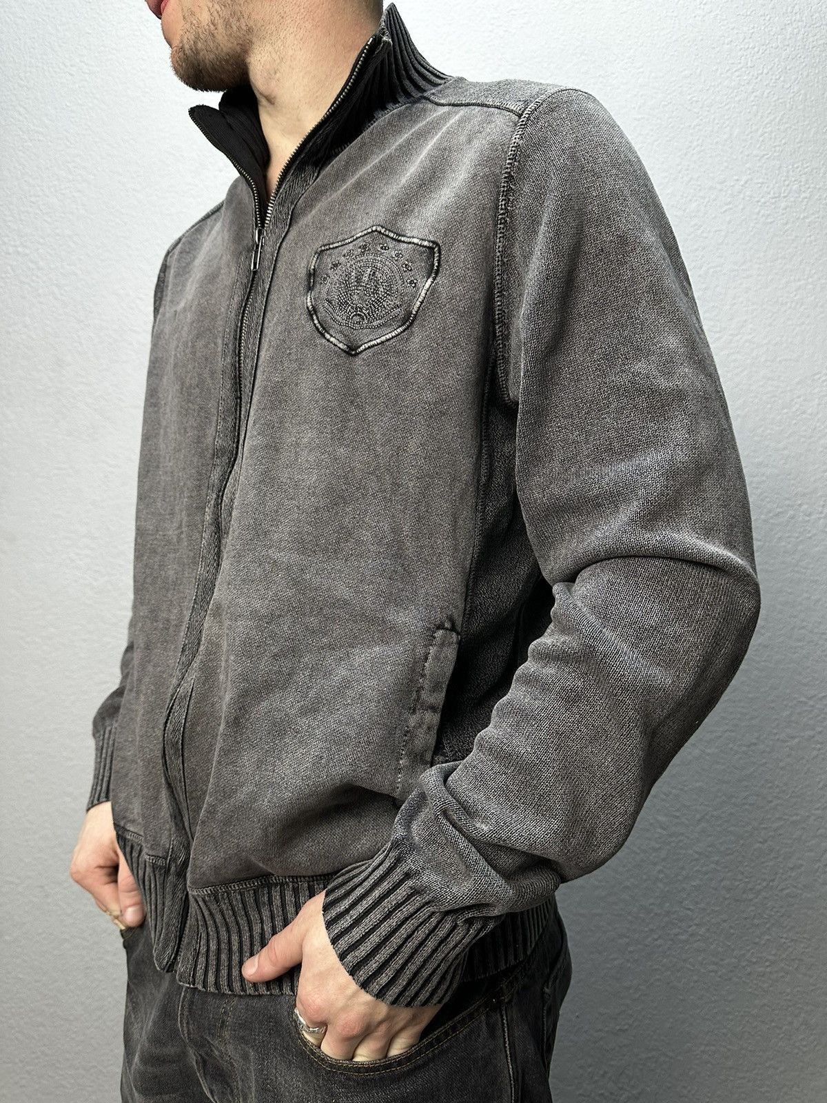Japanese Brand × Vintage Vintage Y2K Distressed Striped Sweater Faded knit Y2K Effect Size US M / EU 48-50 / 2 - 4 Thumbnail