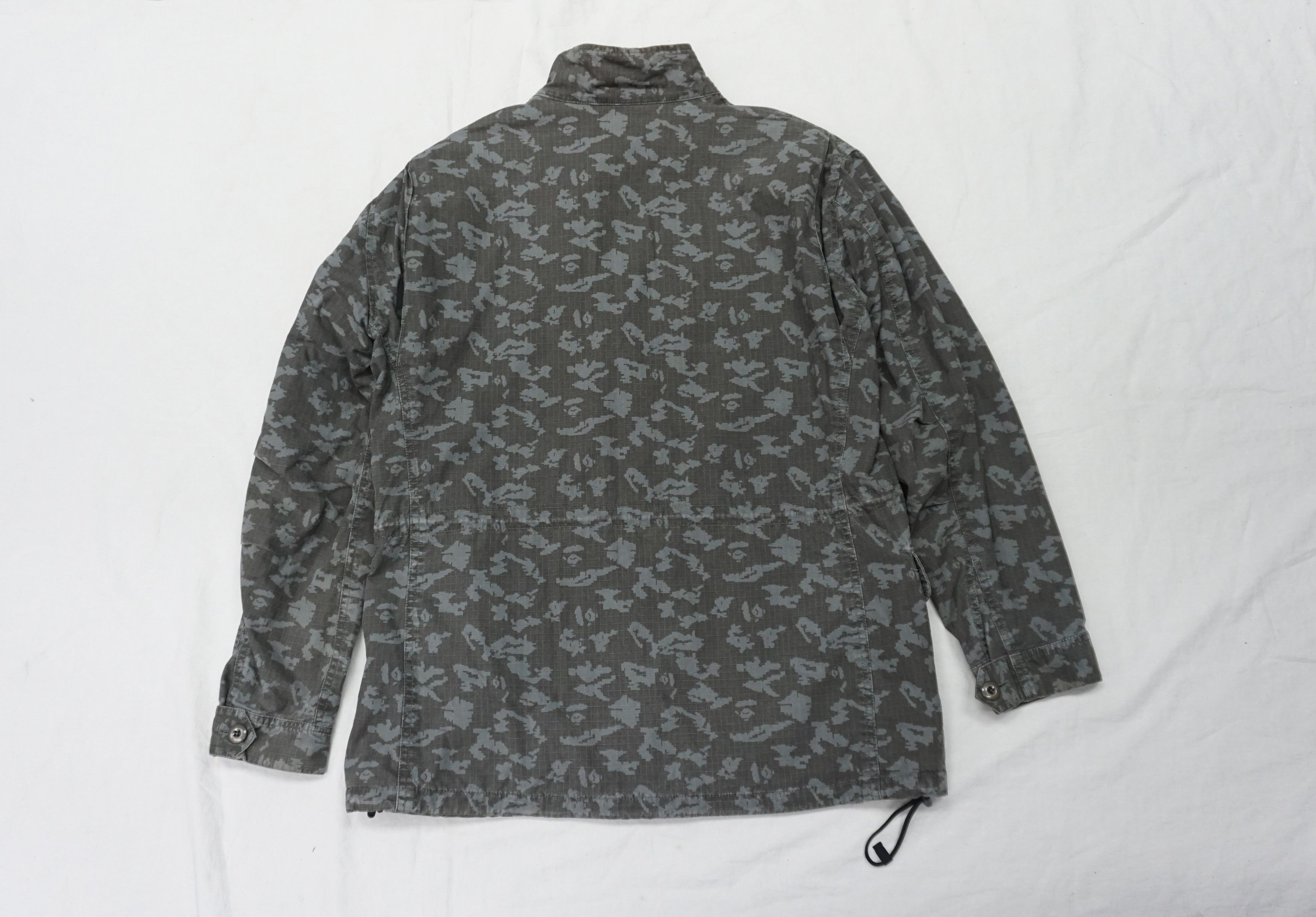 Bape × Wtaps Wtaps x Bape Camo M-65 Jacket Size US M / EU 48-50 / 2 - 2 Thumbnail