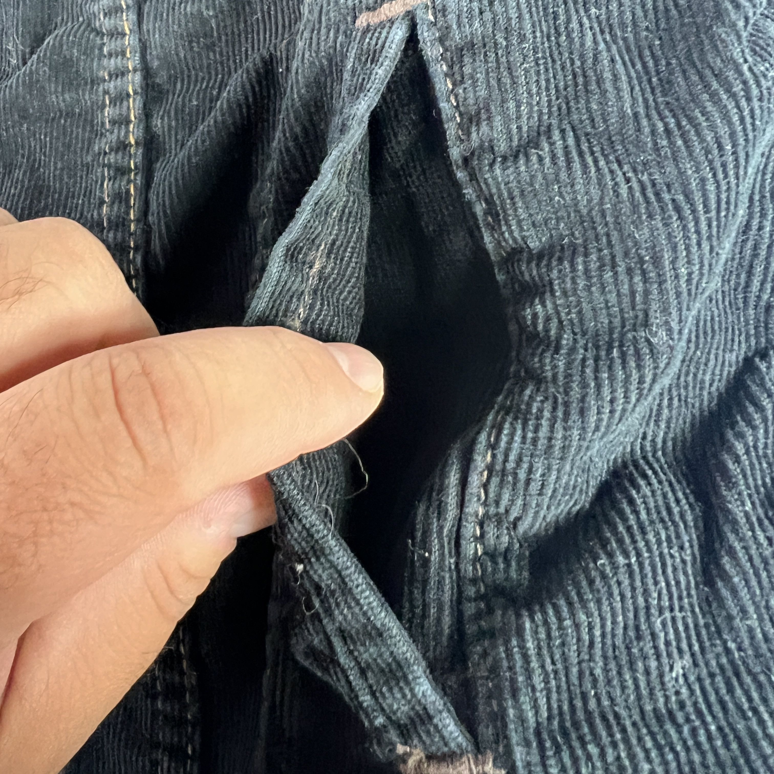 Levi's Y2K Levi's Corduroy Jacket Slim Black Button Up Trucker Size L / US 10 / IT 46 - 6 Thumbnail