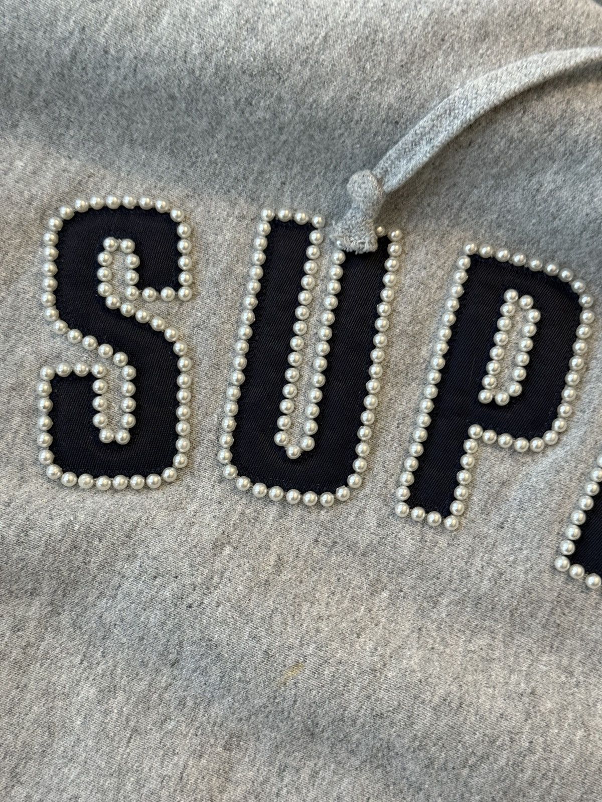 Supreme Supreme Pearl Logo Hoodie Size US XXL / EU 58 / 5 - 4 Thumbnail