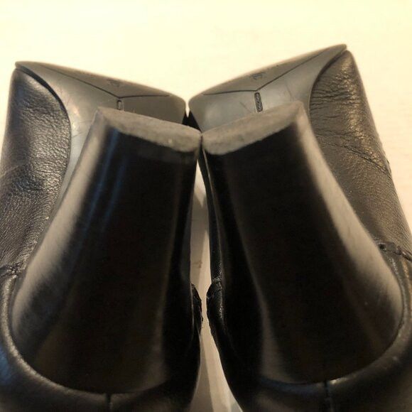 Etienne Aigner Etienne Aigner women's leather pump shoes size: 5 1/2M Size US 5.5 / IT 35.5 - 12 Thumbnail