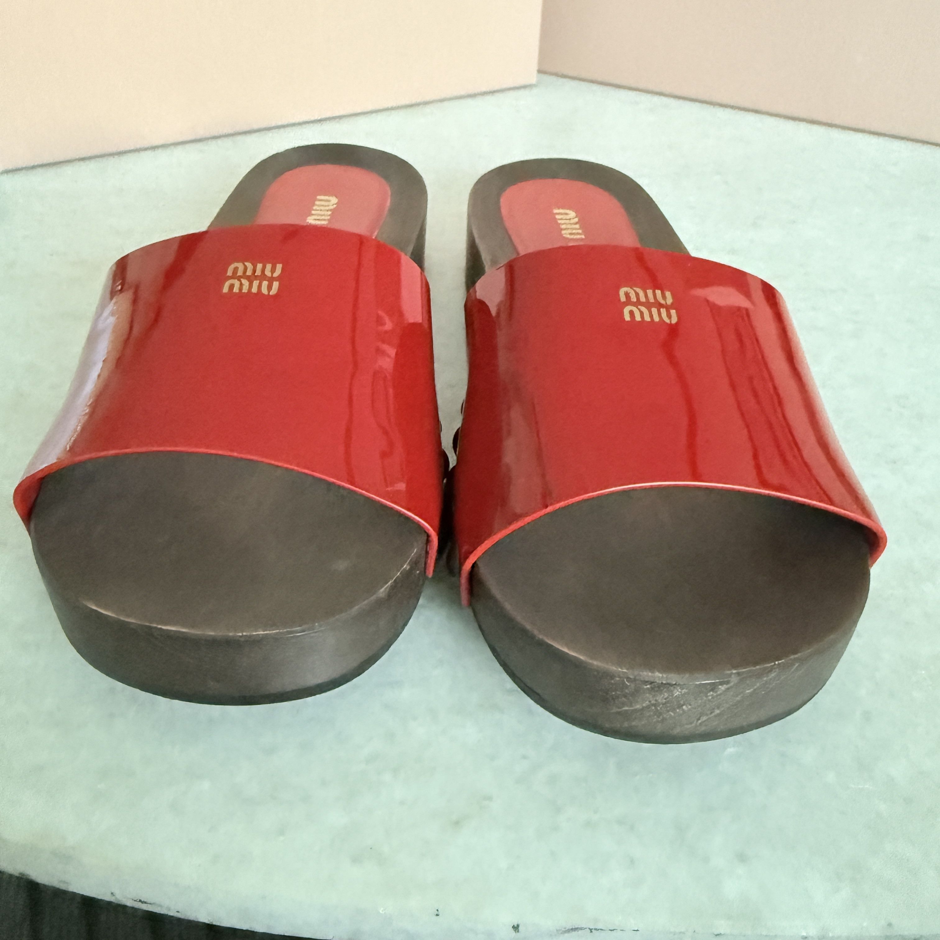 Miu Miu MIU MIU 5Z425E Red Patent Leather Wooden Clogs Sandals Size US 6 / IT 36 - 9 Thumbnail