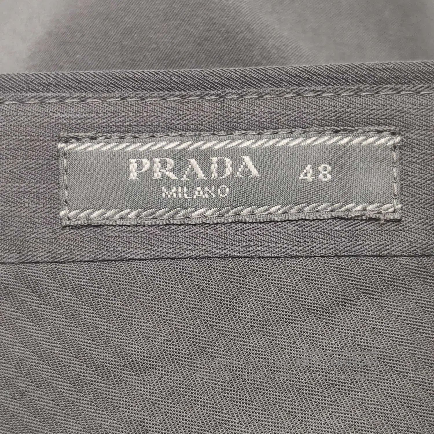 Prada Prada Solid Color Buttoned Trousers (Size 48). Size US 32 / EU 48 - 3 Thumbnail