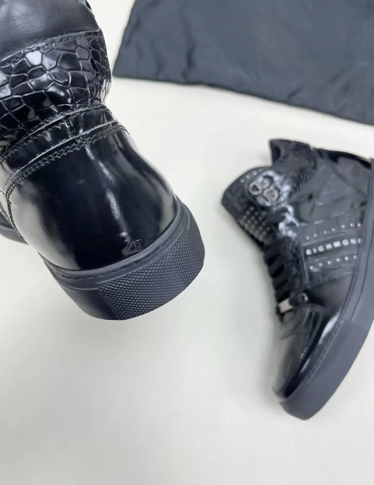 John Richmond Richmond Embossed Mid-Top Casual Shoes J30 Size US 7 / EU 40 - 6 Thumbnail
