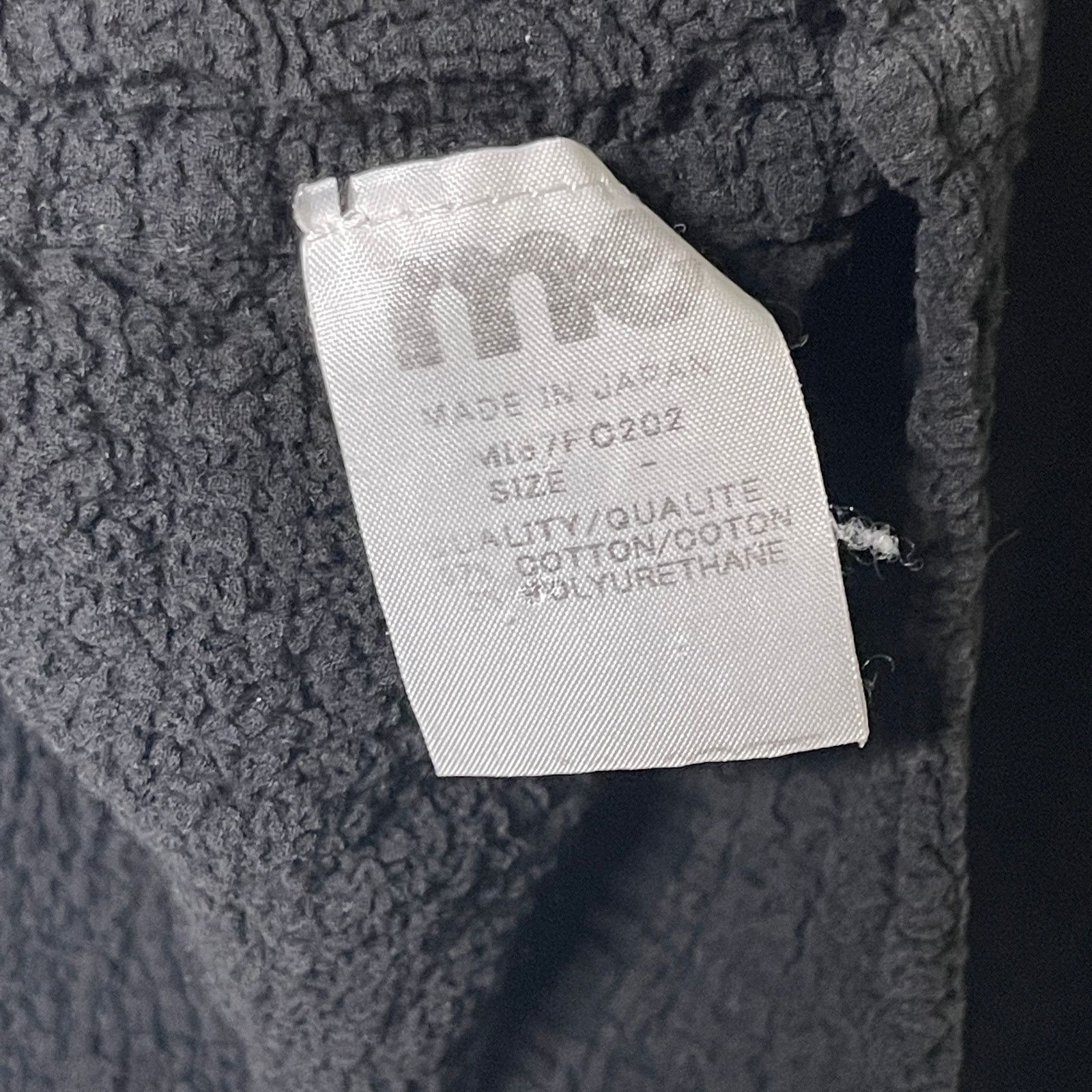 Issey Miyake ME ISSEY MIYAKE Homme Black Full Zip popcorn hoodie OS Size US M / EU 48-50 / 2 - 5 Thumbnail