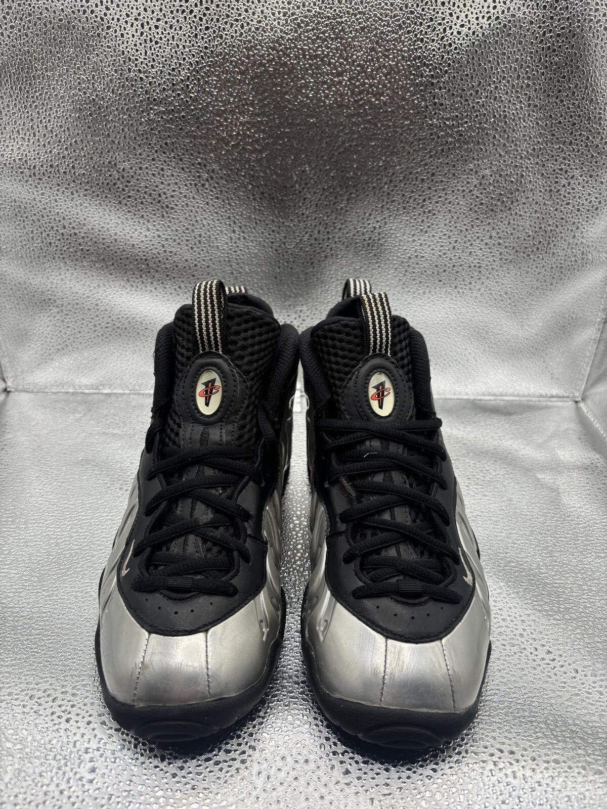 Nike Nike air Foamposite one chrome black GS Size US 5 / EU 37 - 2 Thumbnail