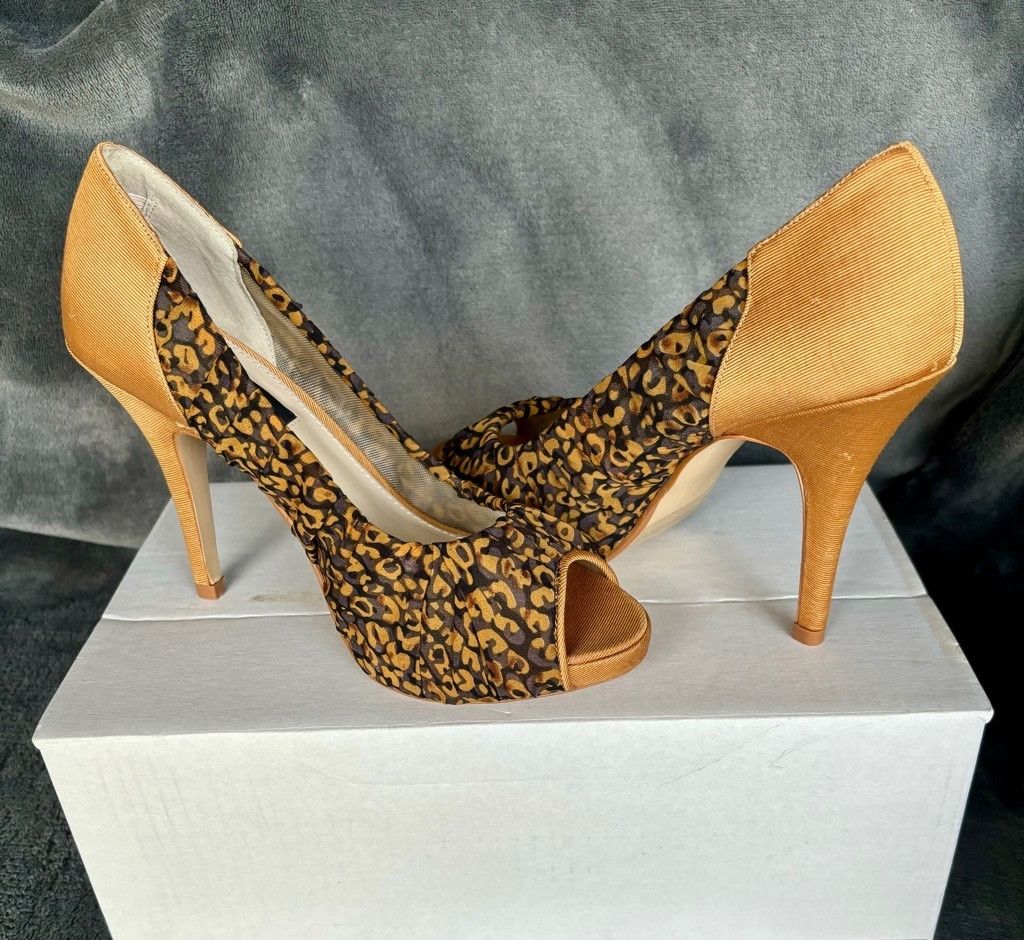 Other Theme Brand Animal Print Heels Size US 7 / IT 37 - 1 Thumbnail