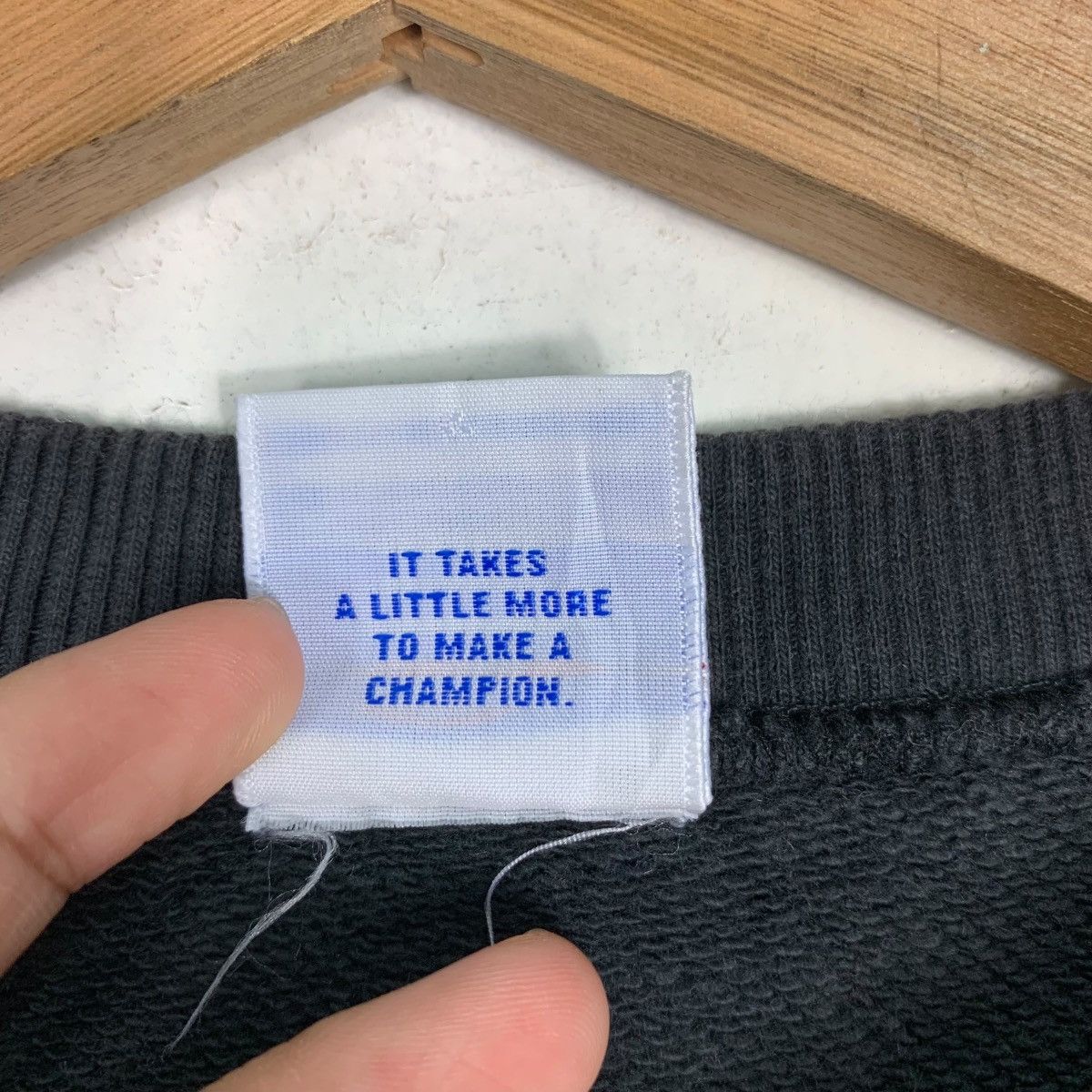 Champion CHAMPION Small Logo Sweatshirts #0768-C35 Size US M / EU 48-50 / 2 - 12 Thumbnail