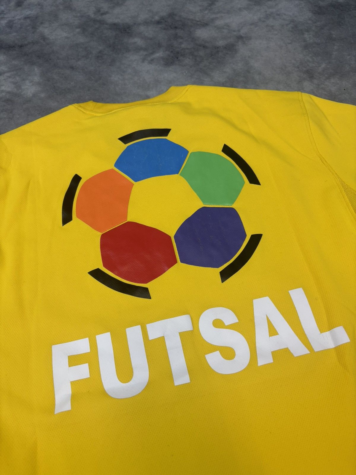 Vintage Vintage Pelle Futsal soccer jersey yellow Brazil Neymar y2k Size US M / EU 48-50 / 2 - 5 Thumbnail
