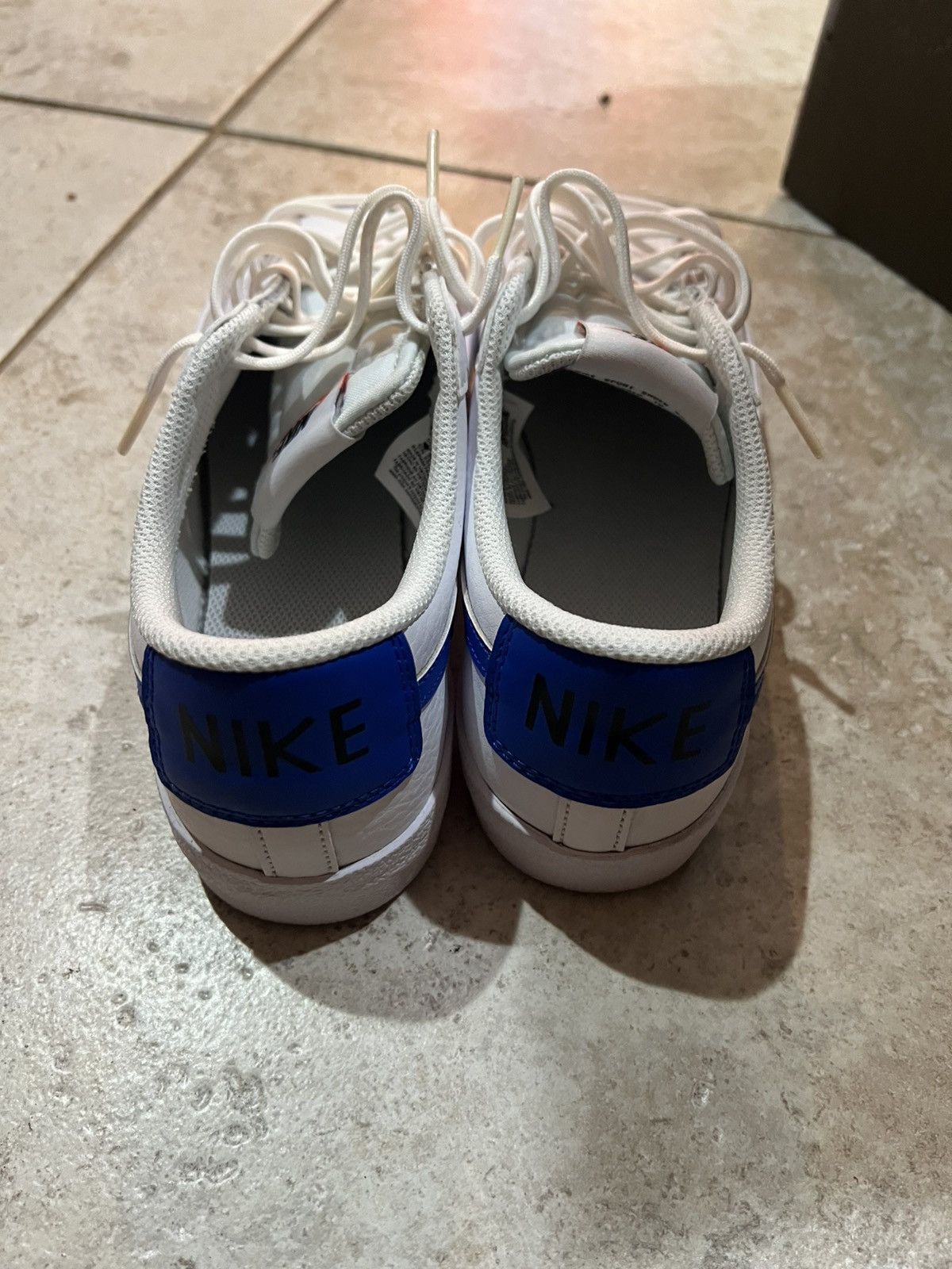 Nike shoes Size US 7 / EU 40 - 4 Thumbnail