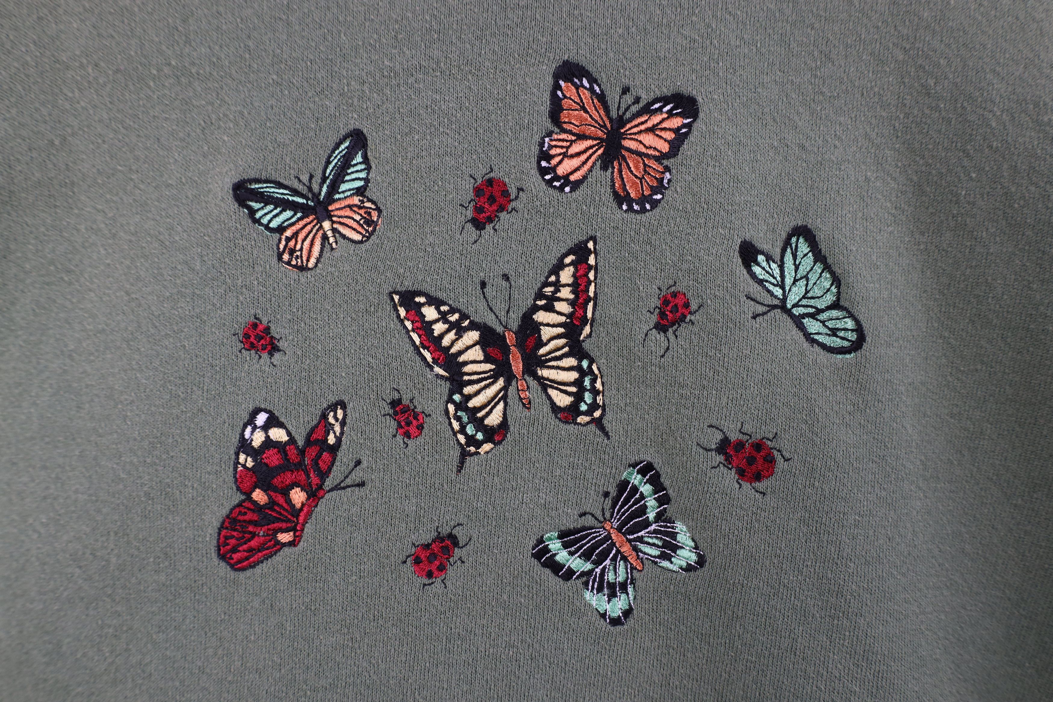 Vintage Vintage 90s Streetwear Nature Butterfly Sweatshirt Green USA Size M / US 6-8 / IT 42-44 - 4 Thumbnail