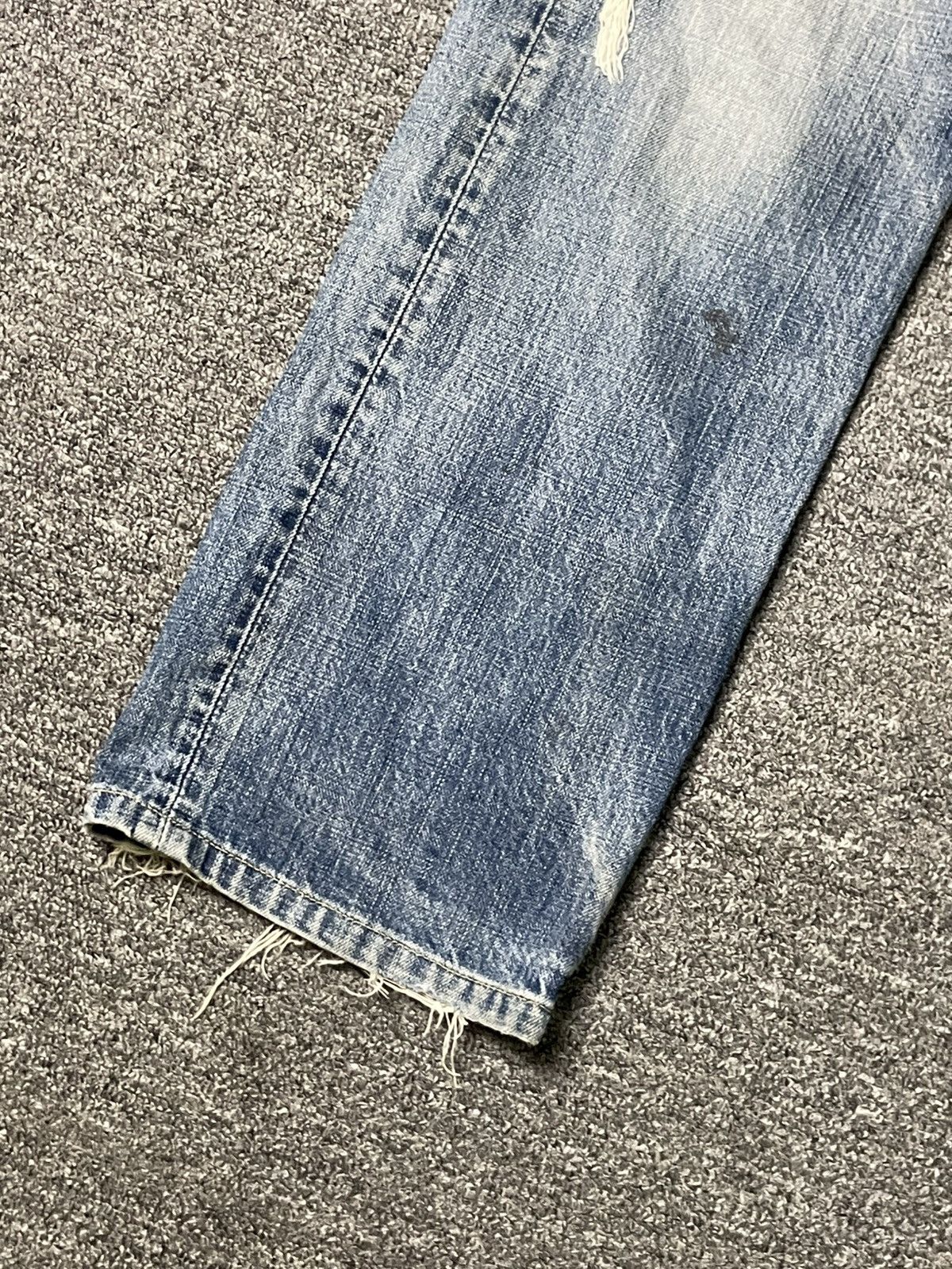 Levi's × Vintage LEVIS Distressed Denim Ripped Jeans (83) Size US 30 / EU 46 - 6 Thumbnail