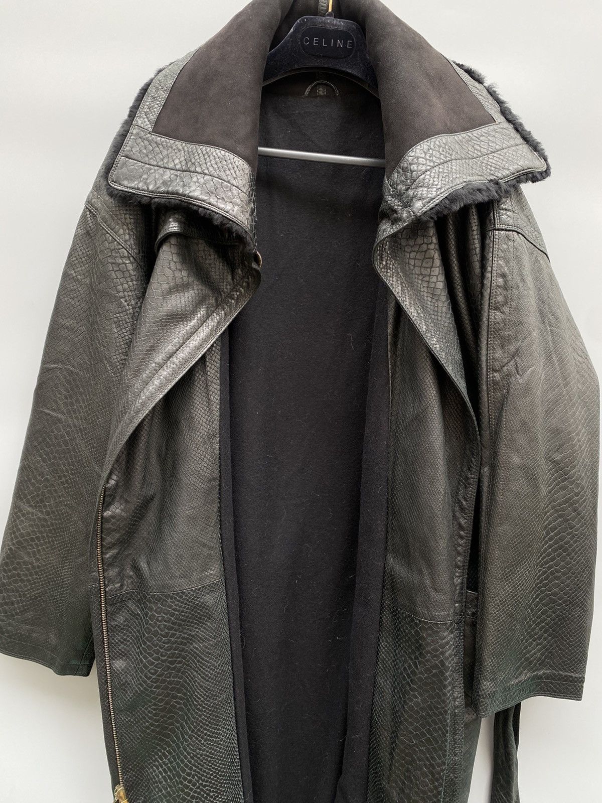 Versace 1990s Gianni Versace Snakeskin Embossed Leather Coat Size US L / EU 52-54 / 3 - 15 Thumbnail