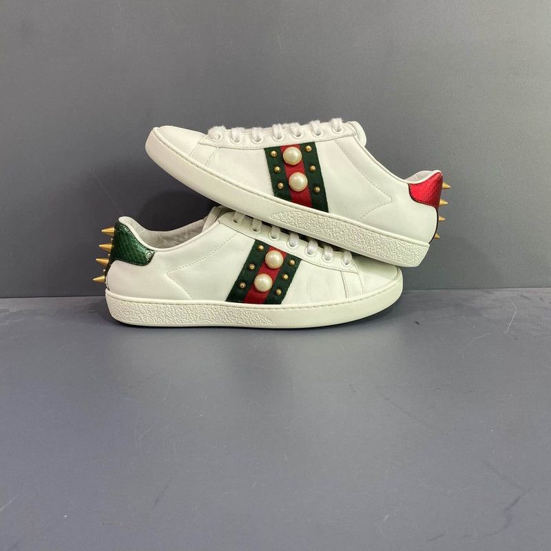 Gucci Gucci Ace Studded White Sneakers for Women Size US 6 / IT 36 - 7 Thumbnail