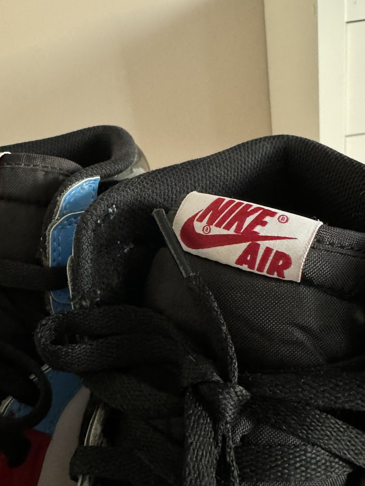 Jordan Brand Jordan 1 Retro High Fearless UNC Chicago Size US 8.5 / EU 41-42 - 7 Thumbnail