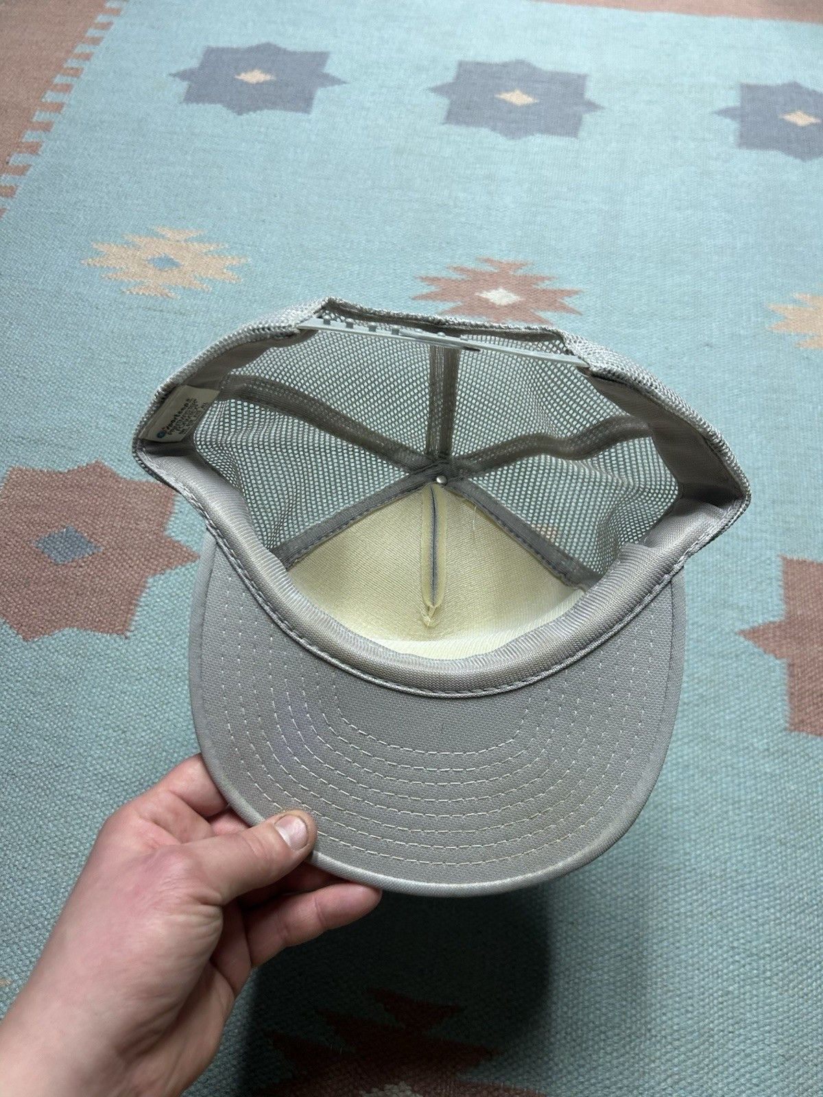 Vintage Vtg trucker hat mesh J&J truck equipment repair snapbac gray Size ONE SIZE - 7 Thumbnail