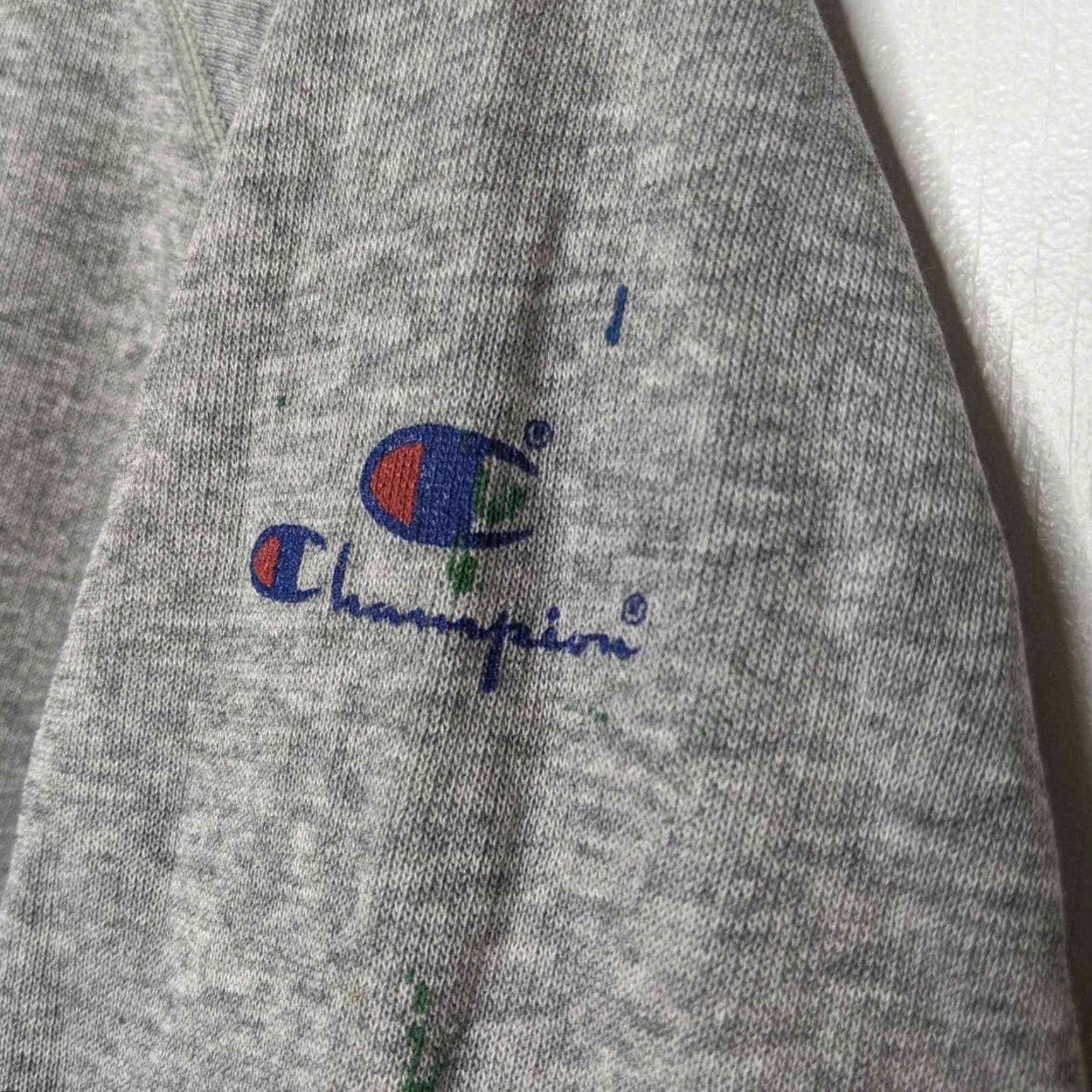 Champion VINTAGE Champion Raglan Logo Spellout Sweatshirt Distressed Paint Splatter Gray XL Unisex Adults Pullover Sweatshirt Size US XL / EU 56 / 4 - 7 Thumbnail