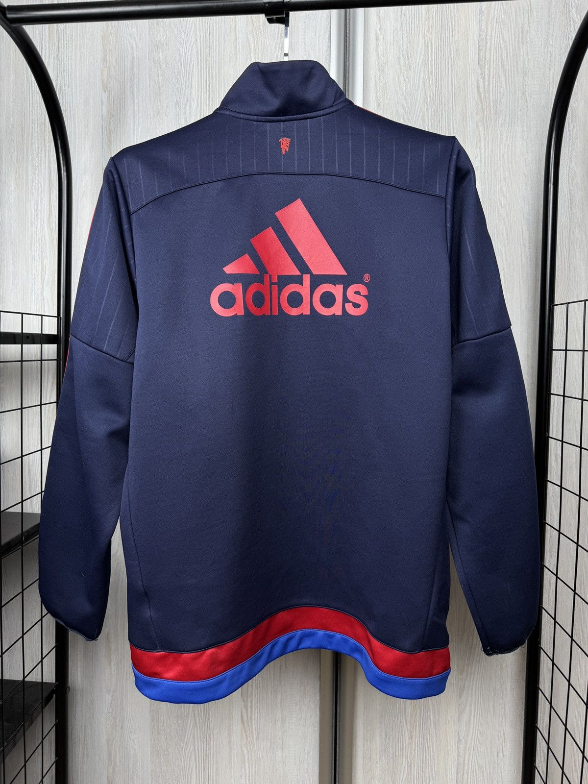 Adidas 2015 2016 Manchester United Training Sweatshirt Men’s Adidas Size US XL / EU 56 / 4 - 8 Thumbnail