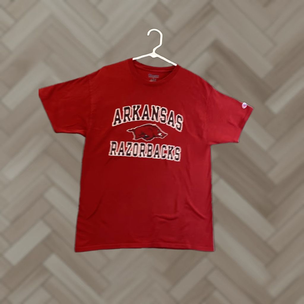 Champion VINTAGE Champion Arkansas Razorbacks Football T-Shirt L Red 90s Graphic Mens Size US L / EU 52-54 / 3 - 1 Thumbnail