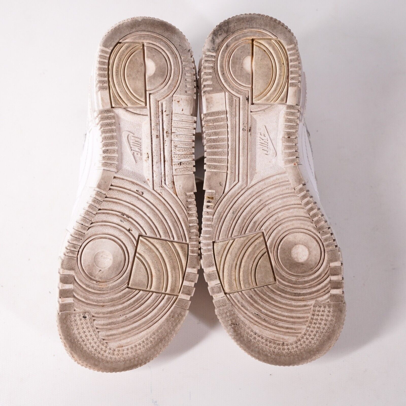 Nike Nike Air Force One Athletic Low Sneakers Women 5 Shoes Size US 5 / IT 35 - 5 Thumbnail