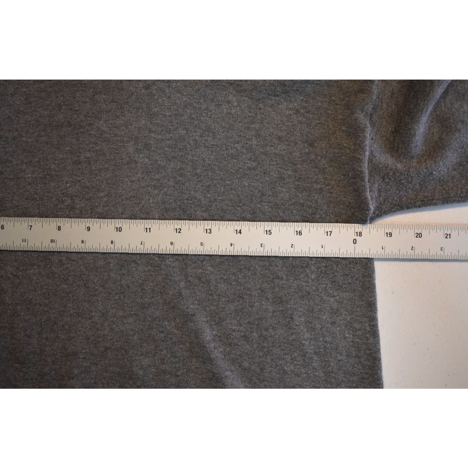 Vintage **Chicos Zenergy Gray Size 0 Casual Long Sleeve Cowl Neck Sweatshirt** User: Chicos Zenergy Gray Size 0 Casual Long Sleeve Cowl Neck Sweater Size XS / US 0-2 / IT 36-38 - 5 Thumbnail