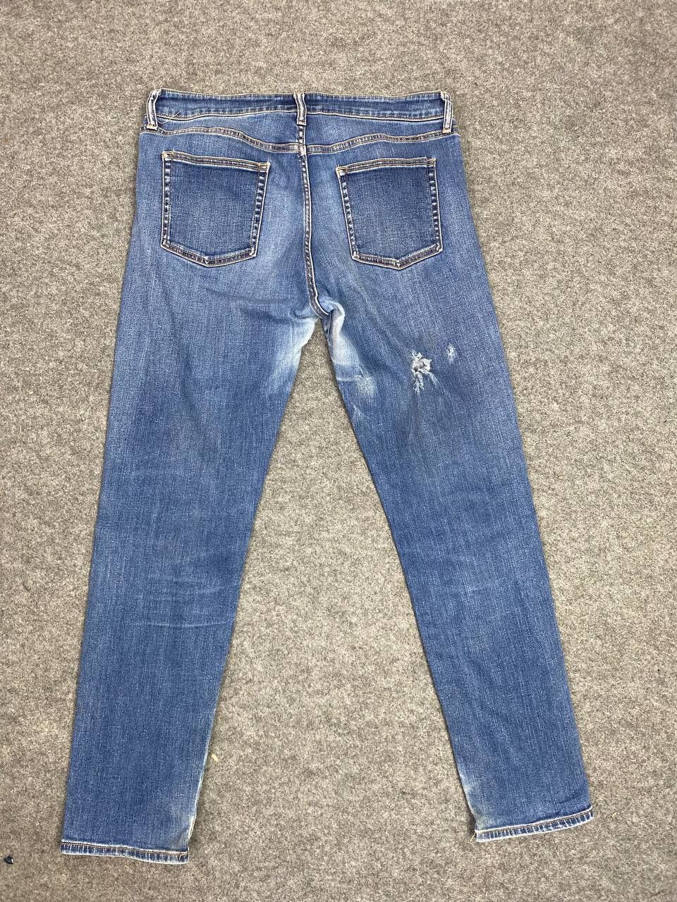 Japanese Brand indivi japanese brand skinny distressed denim Size 34" / US 12 / IT 48 - 1 Thumbnail