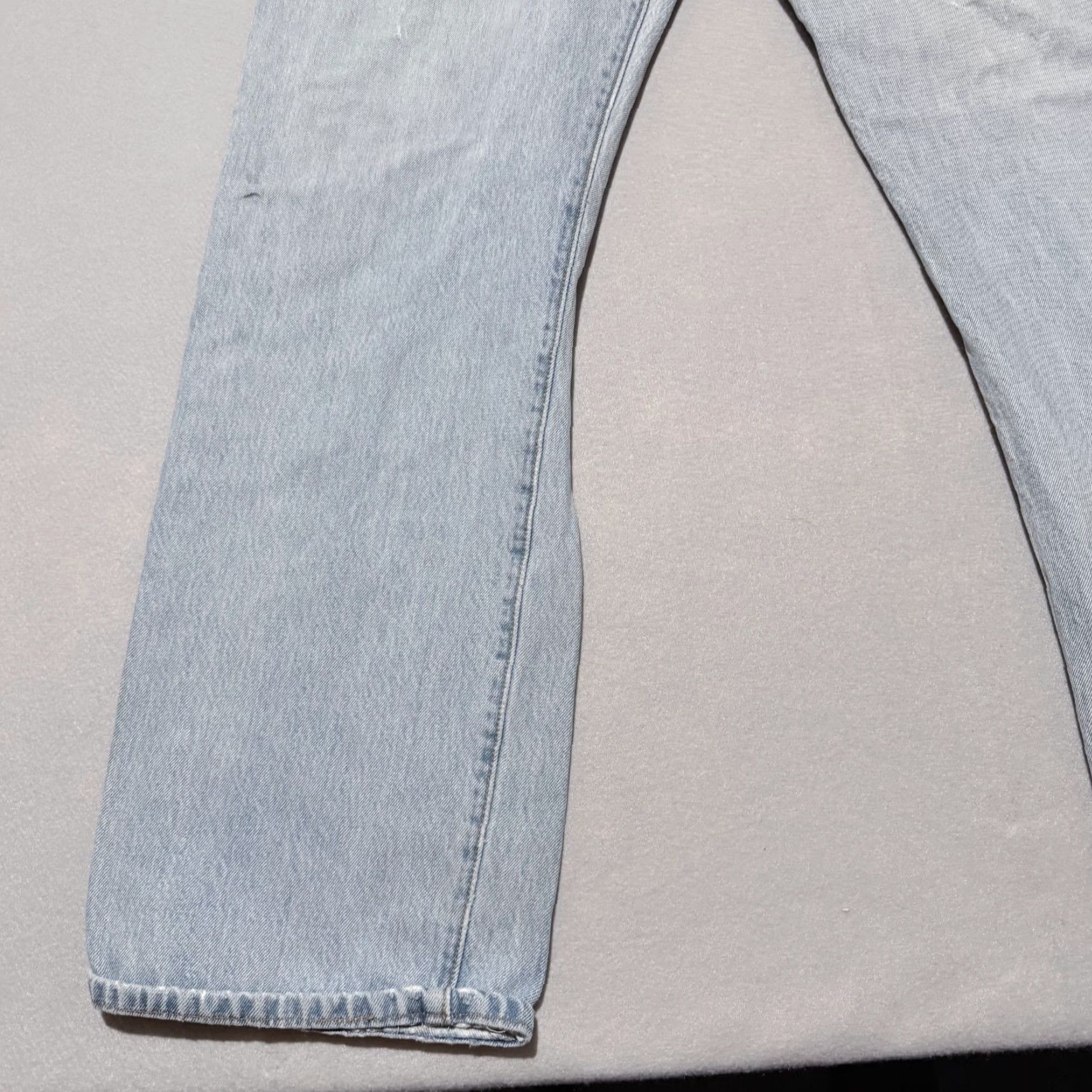 Levi's VINTAGE Levi's Jeans Men Blue 501 Distressed Zip-Fly Straight-Leg 40x34 Mens Jeans Vintage Levi's 501 Size US 40 / EU 56 - 4 Thumbnail