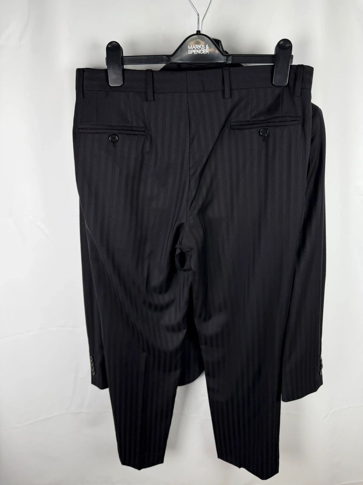 Carlo Pignatelli Carlo Pignatelli Striped Wool Suit size 46 Size 36R - 14 Thumbnail