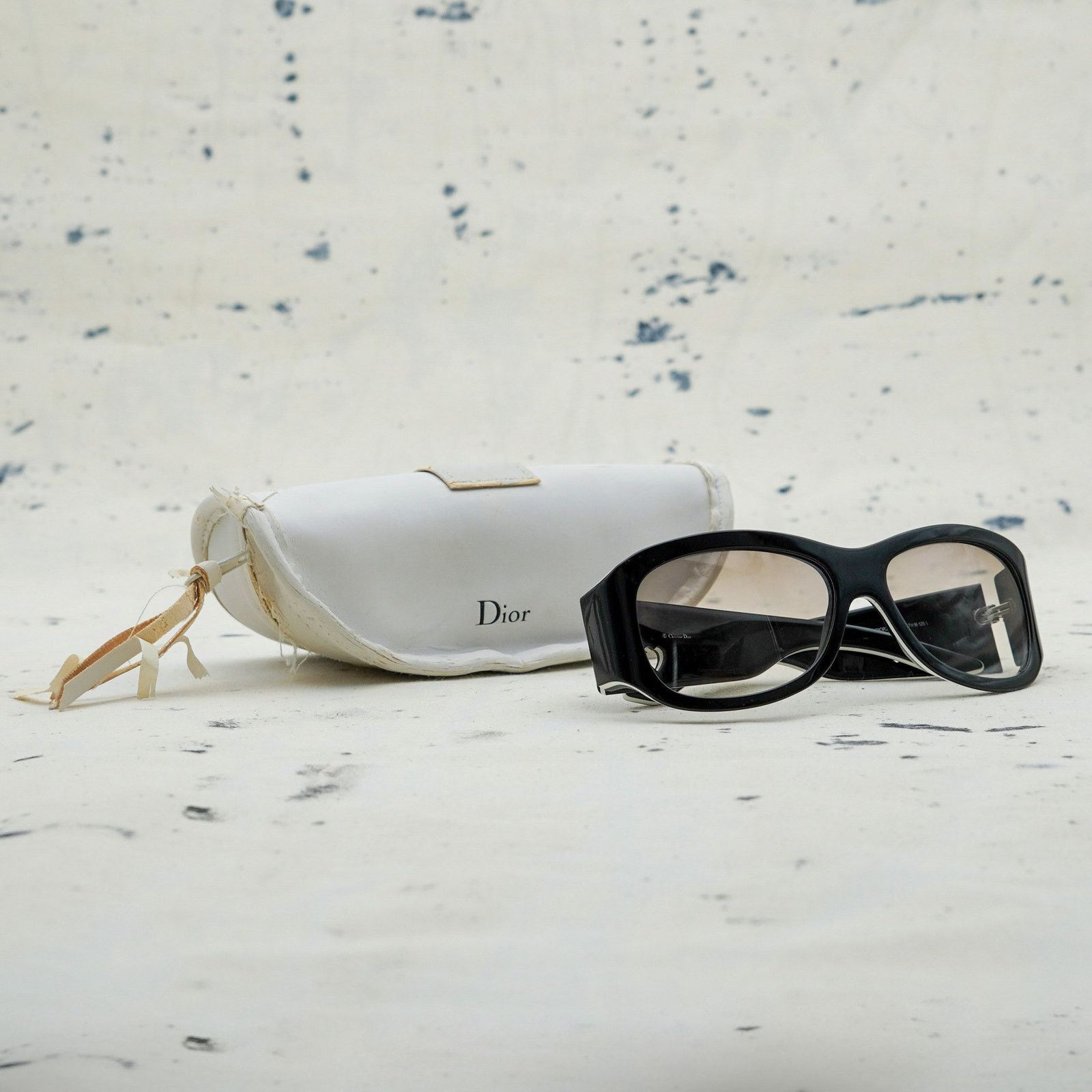 Lovingly dior 2 galliano era black heart logo sunglasses