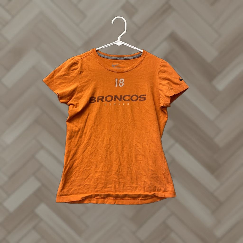 Nike NIKE Denver Broncos Peyton Manning #18 T-Shirt Adult Medium Orange NFL Size M / US 6-8 / IT 42-44 - 1 Thumbnail