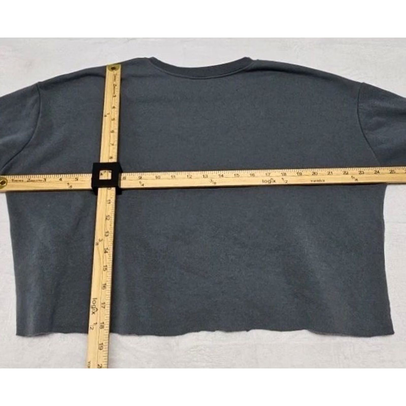 Vintage Pink Floyd Dark Side of the Moon Cropped Sweatshirt Gray XS? Size S / US 4 / IT 40 - 6 Thumbnail