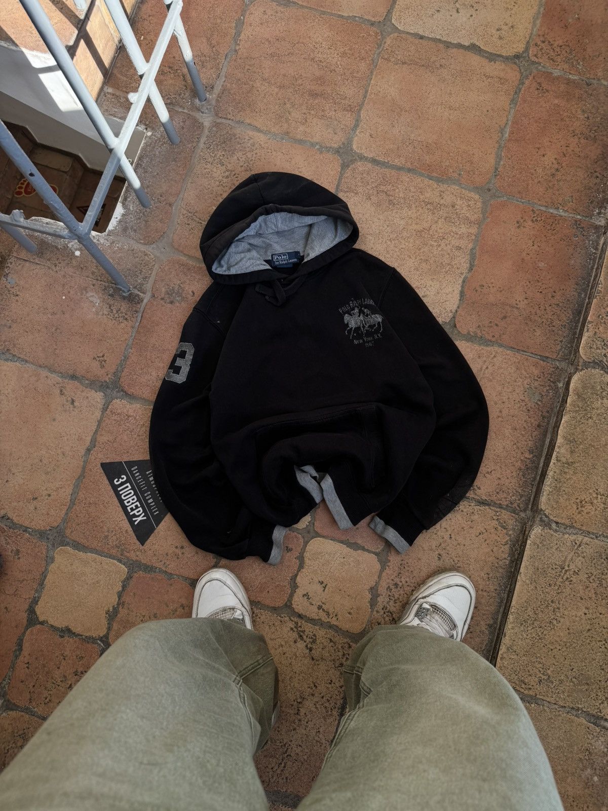 Polo Ralph Lauren Polo Ralph Lauren New York Hoodie – Y2K Era Size US M / EU 48-50 / 2 - 1 Thumbnail