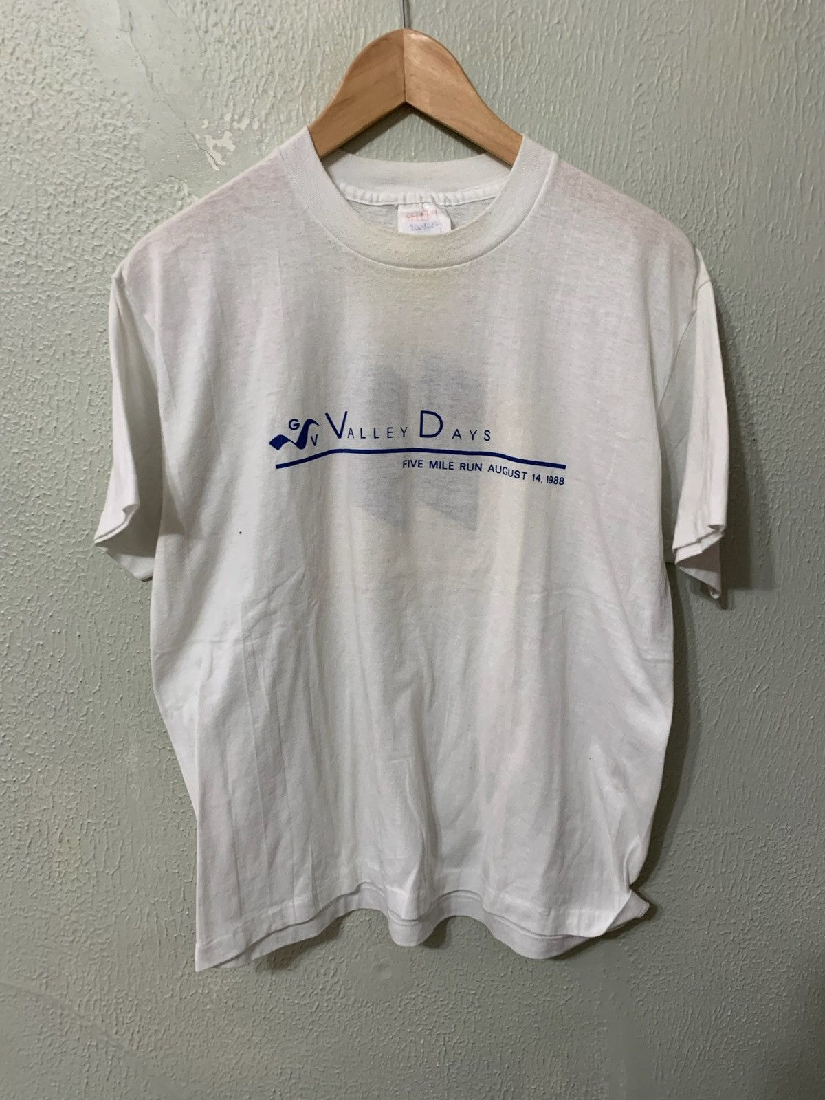 Vintage Vintage Vintage 1980s Five Mile Run T-Shirt Size US L / EU 52-54 / 3 - 1 Thumbnail