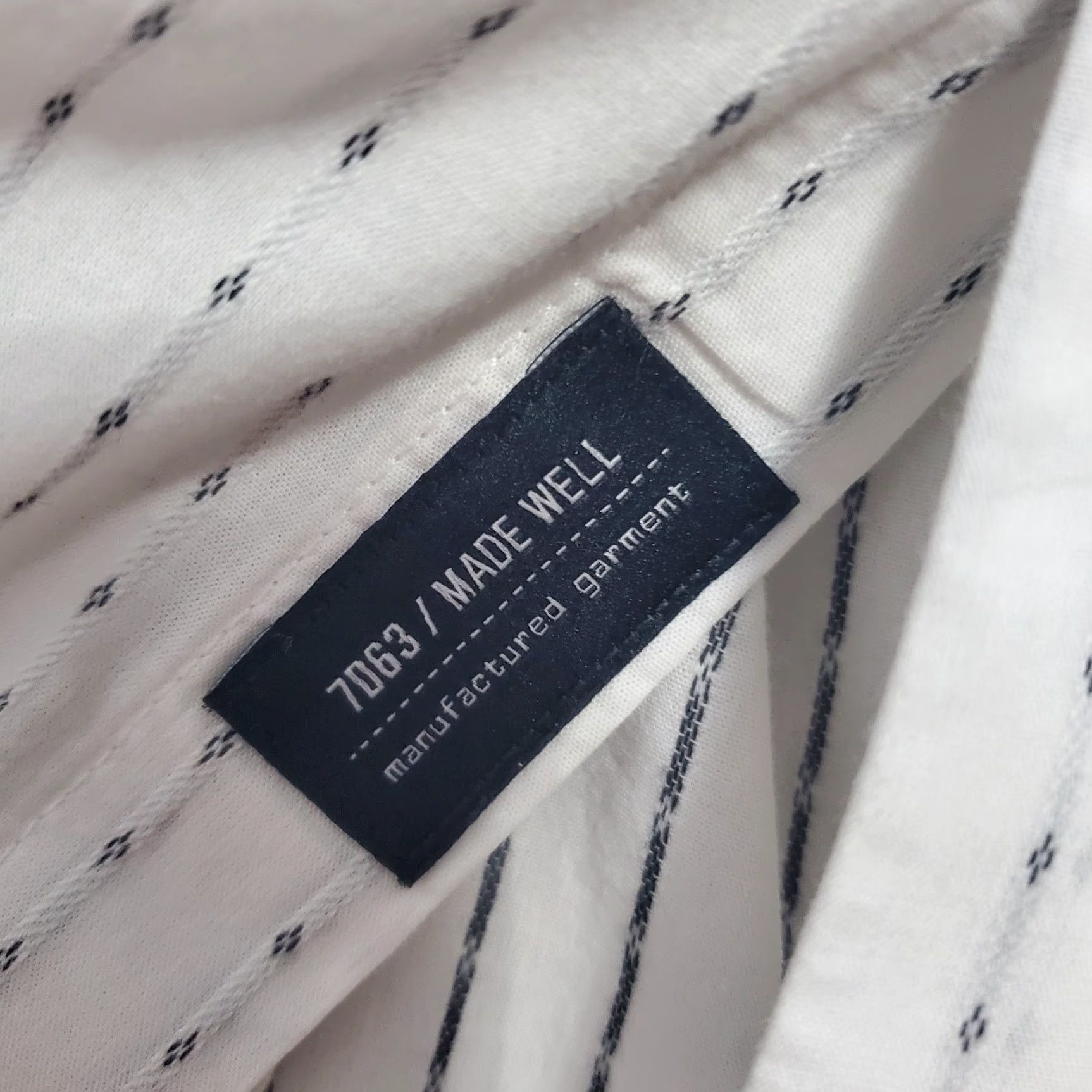 Vintage VINTAGE 7 Diamonds Shirt Men M White Striped Cotton Long Sleeve Button Up Chest Pockets Preppy Style Mens Size US M / EU 48-50 / 2 - 4 Thumbnail
