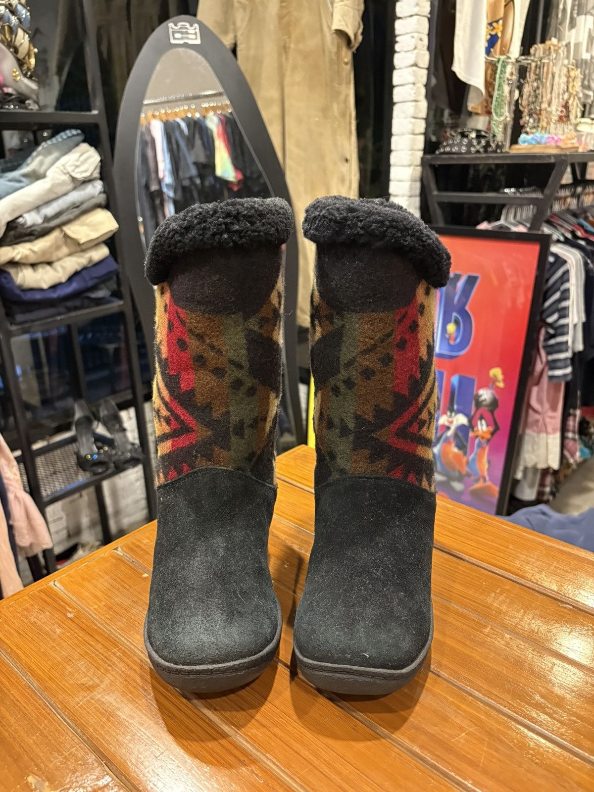Pendleton Pendleton Navajo Pattern Shearling-Lined Boots Size US 7 / IT 37 - 2 Thumbnail