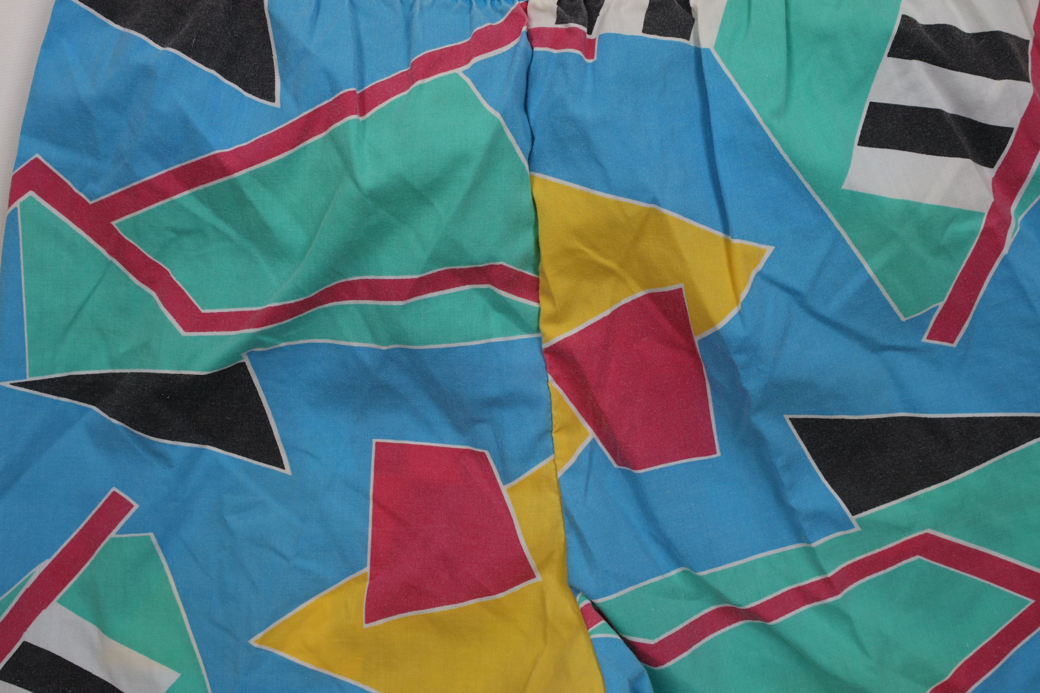 Vintage Vintage 80s 90s Streetwear Abstract Surf Surfing Shorts USA Size US 32 / EU 48 - 9 Thumbnail