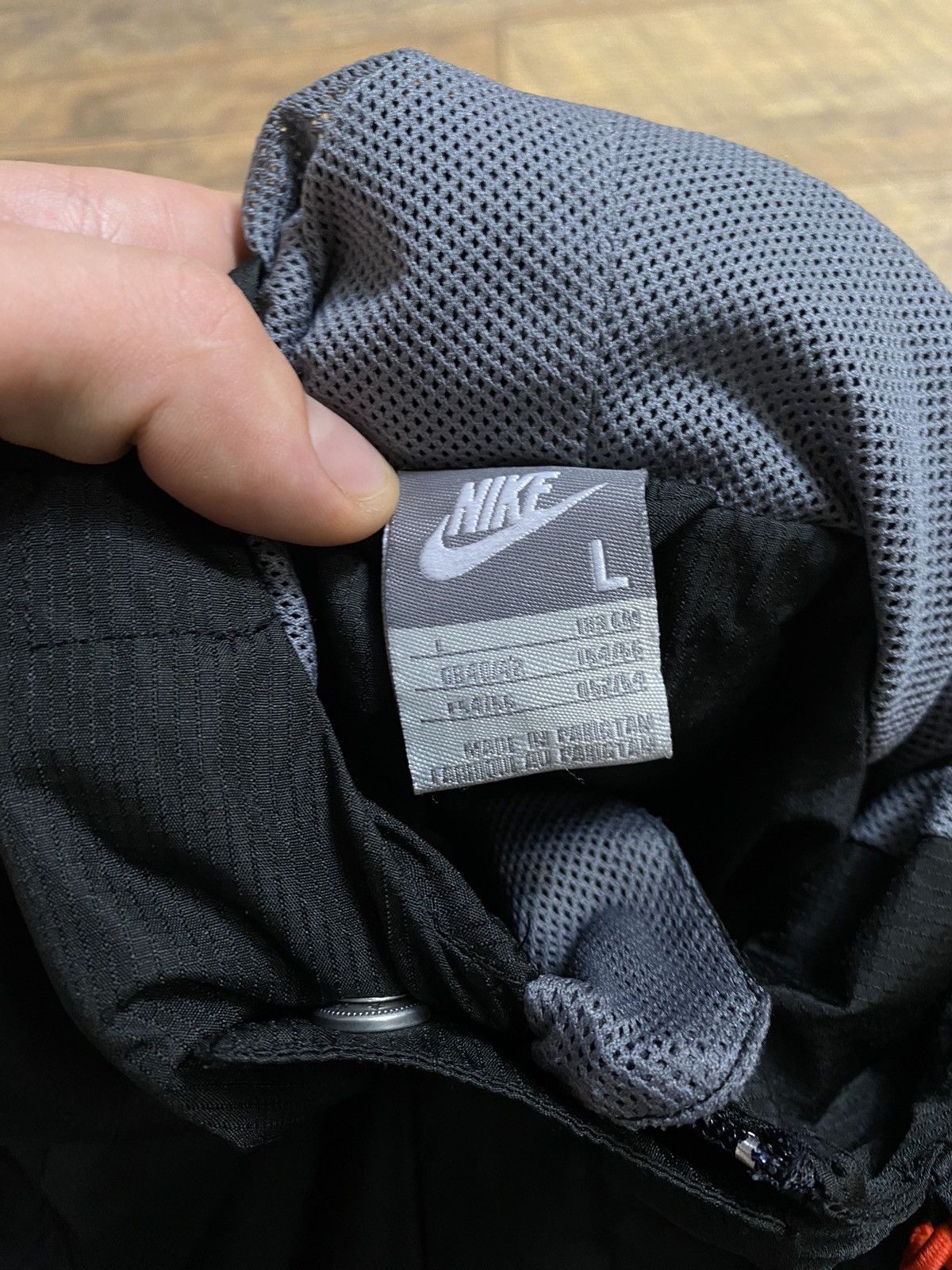 Nike Nike MAX LTD Windbreaker Jacket (Size L) Size US L / EU 52-54 / 3 - 12 Thumbnail