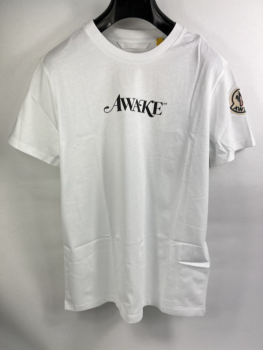 Moncler awake clearance t shirt